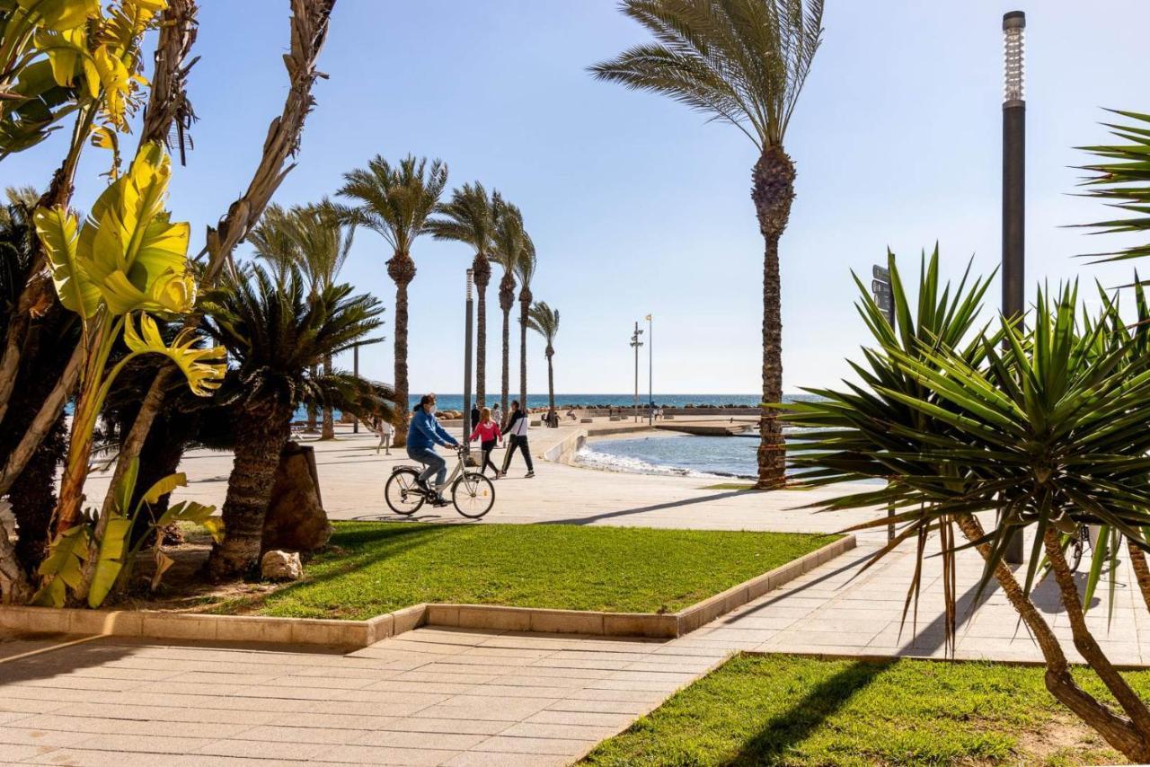 Cozy Appartment Torrevieja At Irina Extérieur photo