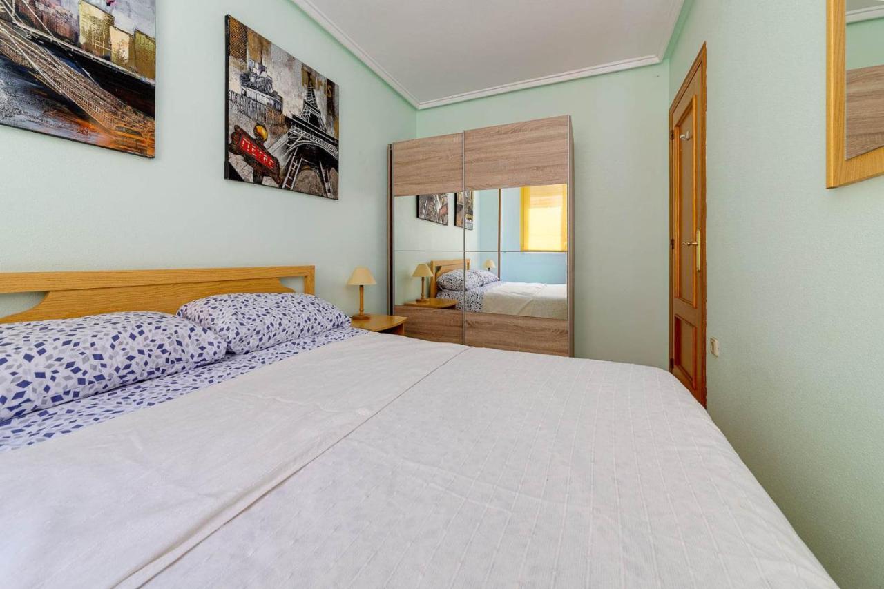 Cozy Appartment Torrevieja At Irina Extérieur photo