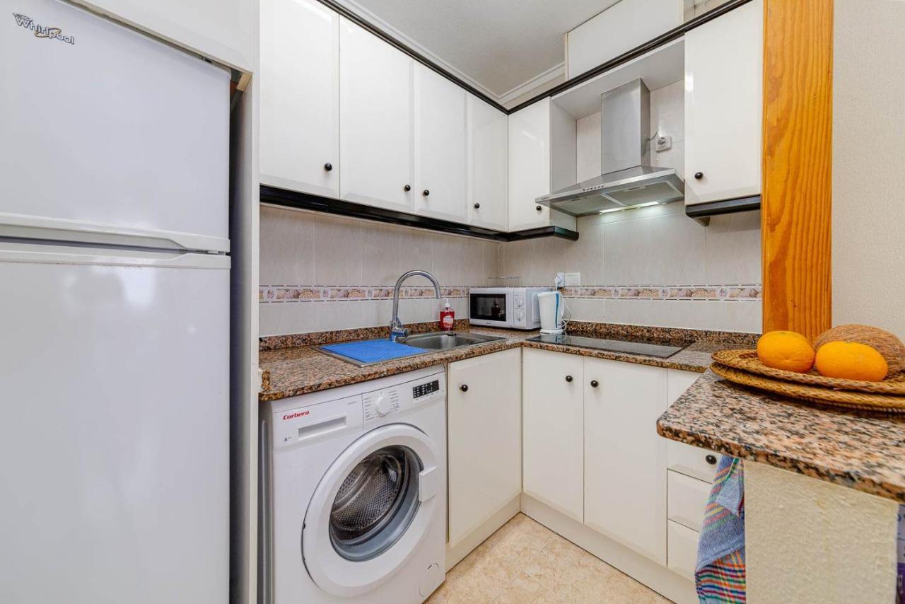 Cozy Appartment Torrevieja At Irina Extérieur photo