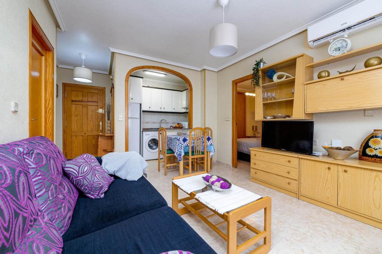 Cozy Appartment Torrevieja At Irina Extérieur photo